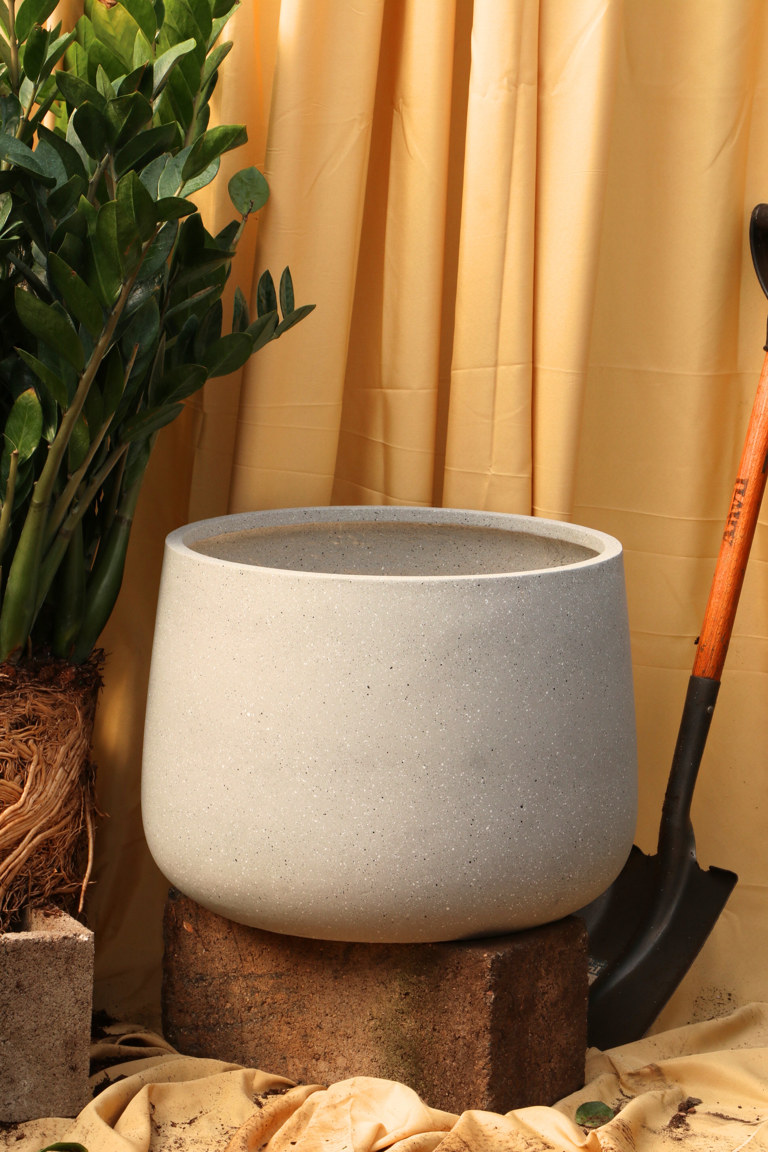 Fiber Cone Fiberglass Planters (