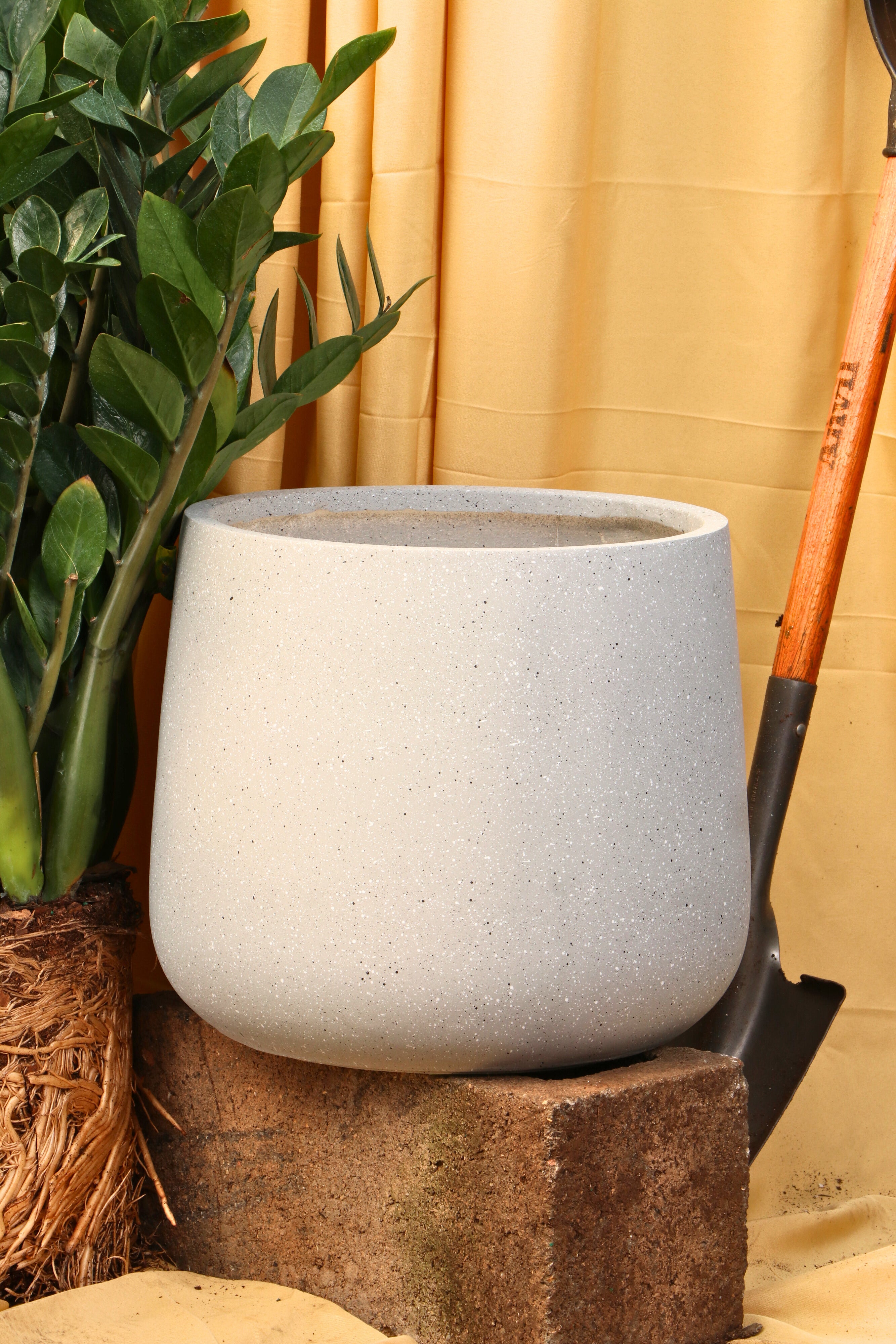 Fiber Cone Fiberglass Planters (