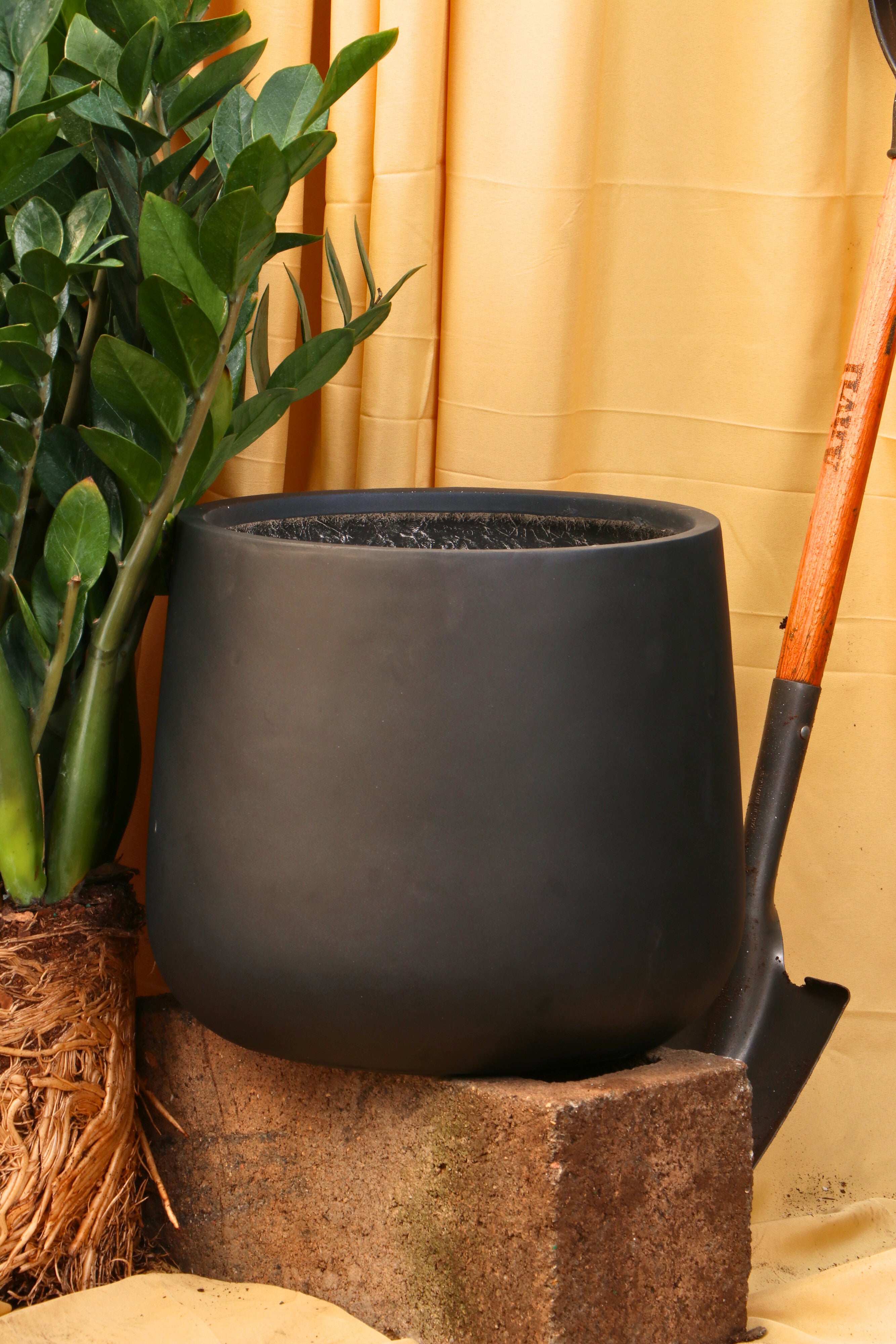 Fiber Cone Fiberglass Planters (