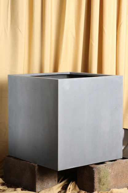 Corporate- Fiberglass Planters (LTS)- Fits 10", 14", 17", 21" Plants