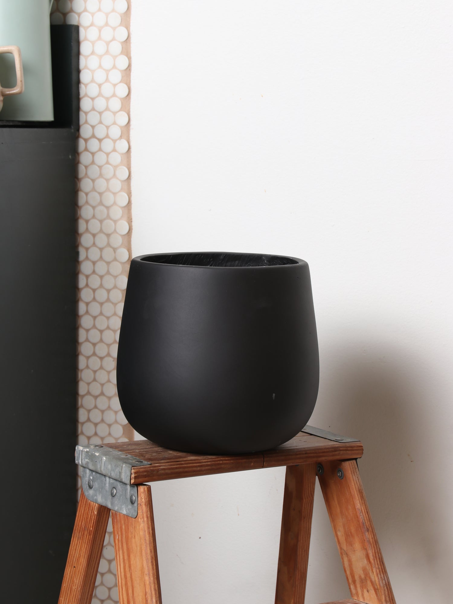 Fiber Cone Fiberglass Planters (