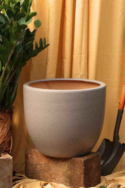 Cona Ceramic Planters (#HX749)- Fits 14", 17" Plants