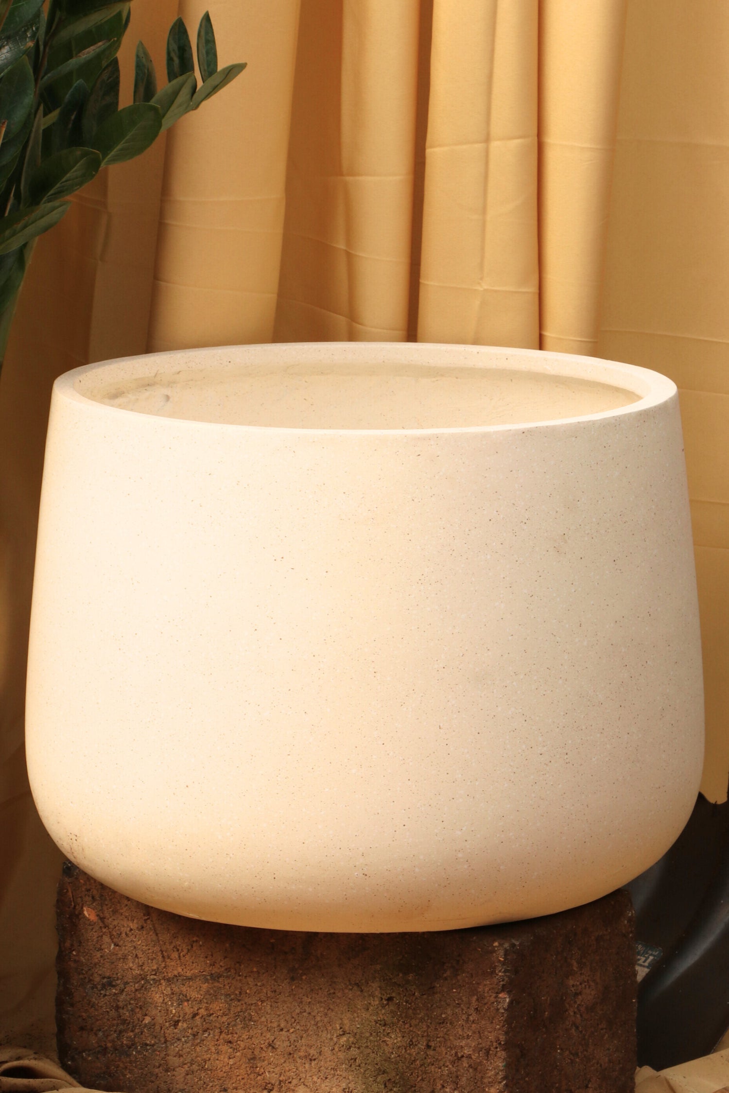 Fiber Cone Fiberglass Planters (
